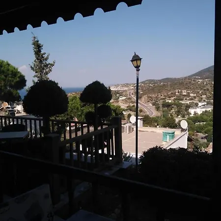 ホリデーパーク Canak Tatil Sitesi *